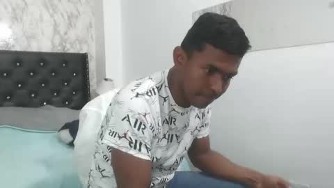 adam_morgan2 online show from September 9, 7:24 pm