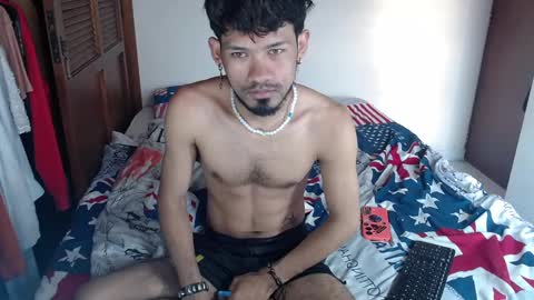 Snapshot of adam_x256 chatting on February 1, 12:05 pm instagram  adam x256 online show from February 1, 12:05 pm