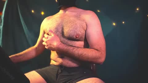 Adam online show from December 8, 6:06 pm