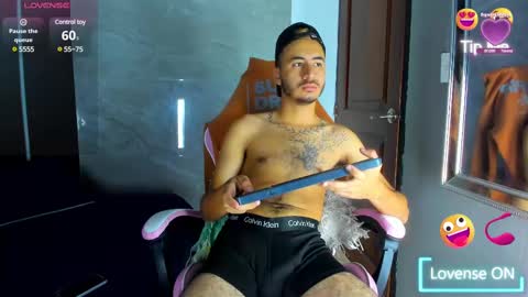 adamparker_ online show from March 3, 1:04 pm