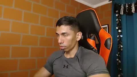 Adan Sin online show from February 2, 1:02 am