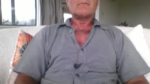 adjustable14 online show from December 24, 8:49 pm