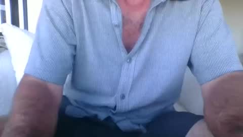 adjustable14 online show from December 5, 7:07 pm