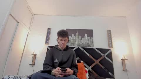 Adrian online show from October 16, 3:36 am