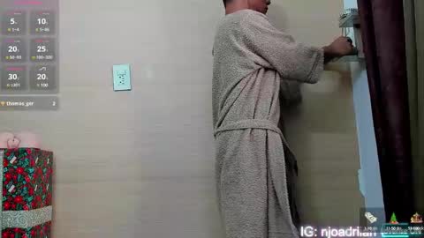 Adrian online show from January 4, 3:39 pm