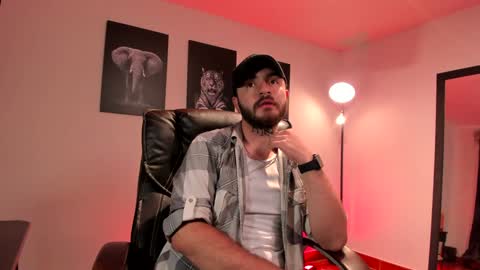 Adrian Williams online show from January 30, 1:11 am