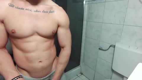 Mrrfitt online show from February 7, 9:15 pm