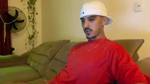 Luci online show from April 9, 2:53 am