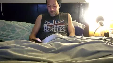 Snapshot of agent_0000007 chatting on January 7, 2:16 pm Agent 0000007 online show from January 7, 2:16 pm