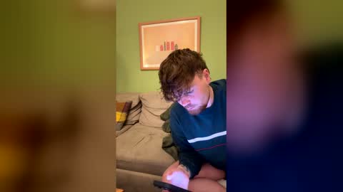 aiden_cc online show from April 23, 12:37 am