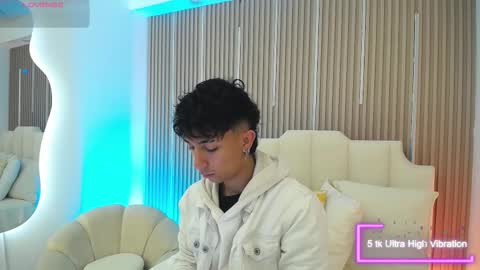 Aiden online show from March 17, 1:02 pm