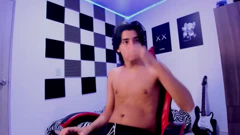 Alan Boy online show from January 9, 2:22 pm