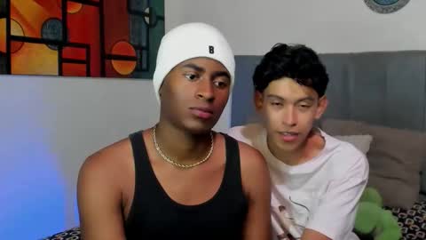 Alan and Criss - WE JUST FRIENDS WITH BENEFITS BOTH VERS online show from December 3, 2:50 am