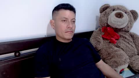 Snapshot of alann_snow chatting on February 3, 4:20 pm Alann online show from February 3, 4:20 pm