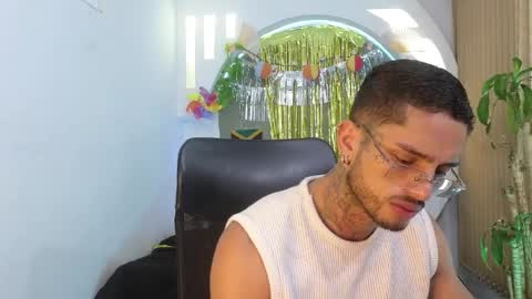 alan online show from April 12, 11:44 am