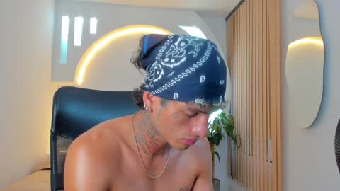 alan online show from December 19, 1:29 pm