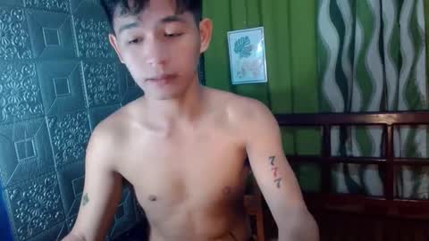 Snapshot of albertx_destroyer69 chatting on March 11, 10:07 am Albert online show from March 11, 10:07 am