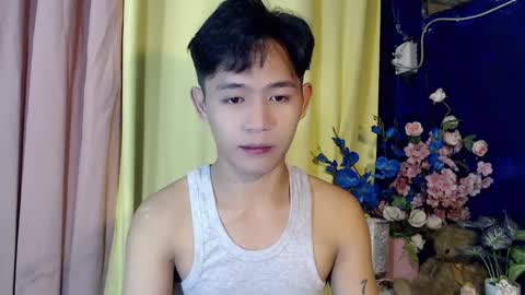 Snapshot of albertx_destroyer69 chatting on February 13, 9:30 am Albert online show from February 13, 9:30 am