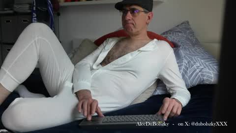 Alec Dubolsz online show from May 31, 5:23 pm