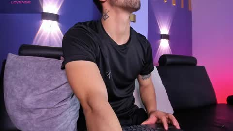 Alejo  online show from June 7, 5:47 am