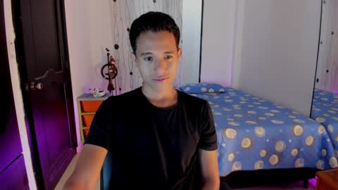 Snapshot of alessandro_wizard chatting on March 9, 4:22 pm Alessandro online show from March 9, 4:22 pm