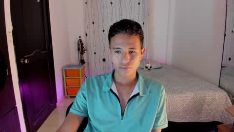 Snapshot of alessandro_wizard chatting on February 1, 10:02 pm Alessandro online show from February 1, 10:02 pm