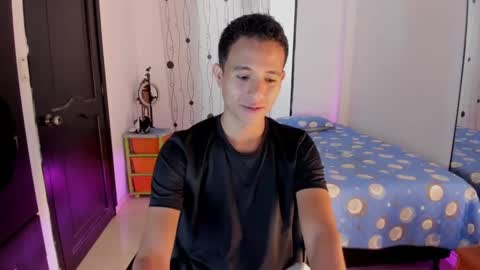 Snapshot of alessandro_wizard chatting on February 28, 3:59 pm Alessandro online show from February 28, 3:59 pm