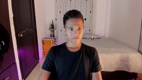 Snapshot of alessandro_wizard chatting on January 29, 11:35 pm Alessandro online show from January 29, 11:35 pm