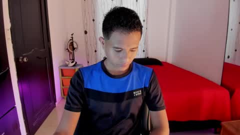 Snapshot of alessandro_wizard chatting on February 17, 7:10 pm Alessandro online show from February 17, 7:10 pm