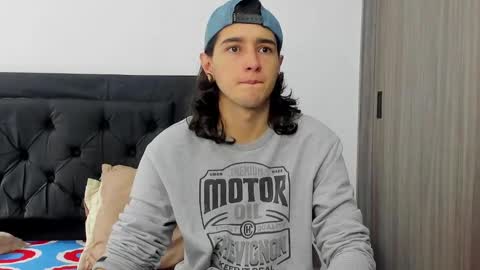 Snapshot of alex_connorr chatting on January 10, 3:16 pm alex_connorr online show from January 10, 3:16 pm