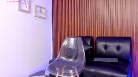 alex online show from February 4, 11:38 am