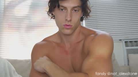 Alex Stone online show from October 29, 8:34 pm