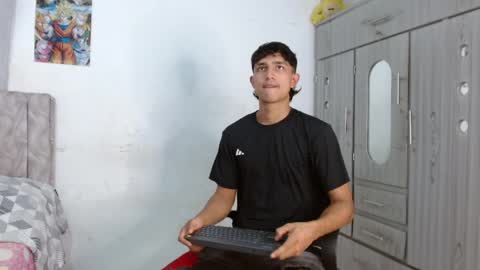 alex online show from March 28, 8:53 pm