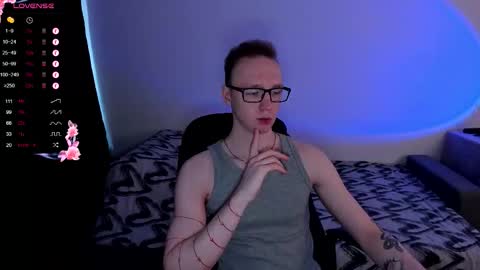 alex_silent online show from September 18, 1:02 pm