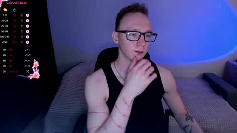 alex_silent online show from September 10, 4:27 pm