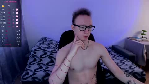 alex_silent online show from February 9, 10:31 am