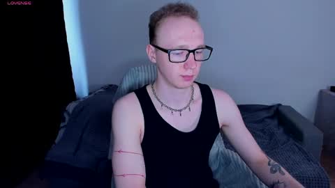 alex_silent online show from April 18, 12:28 pm