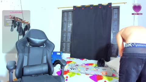 alexander_hot_20 online show from October 13, 10:49 pm