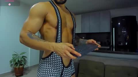 Onlyfansalexmartinezwb  Instagram alexwbmartinez  Twitter martinezcb937 online show from October 6, 12:04 am