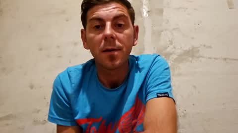 alexandru8899 online show from November 2, 12:59 am