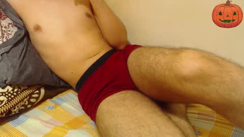 Snapshot of alexdelarge323 chatting on October 21, 11:46 am Alex online show from October 21, 11:46 am