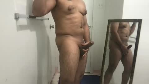 Snapshot of alexis69mm chatting on December 19, 10:24 am Alex online show from December 19, 10:24 am