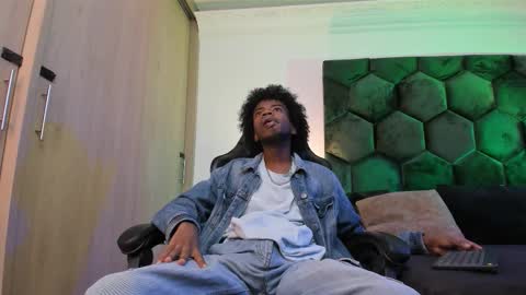 Alex Jaccob online show from February 5, 1:29 pm