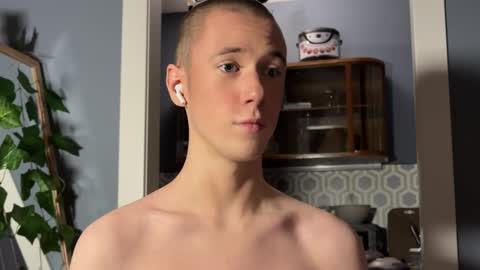 Alex online show from December 7, 8:05 pm