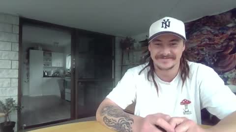 Alex online show from April 6, 4:46 am