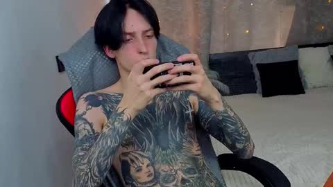 Alex online show from February 25, 7:42 am