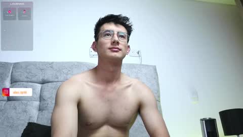 Alex online show from September 30, 11:19 pm