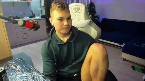 Nikita7Prinz7 online show from December 22, 9:09 pm