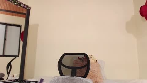 J Ruiz online show from January 16, 9:08 pm