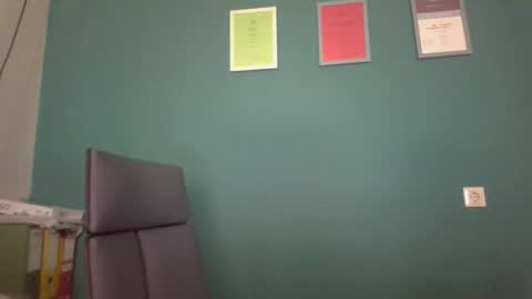 Chris online show from February 23, 1:24 pm